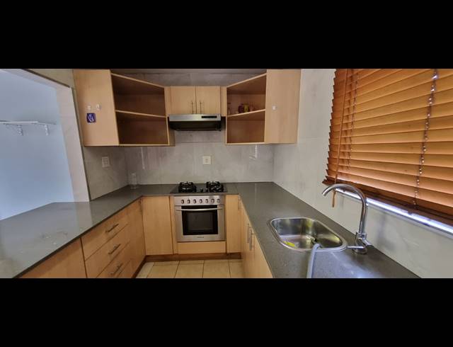 3 BEDROOM FLAT FOR SALE IN GLENWOOD